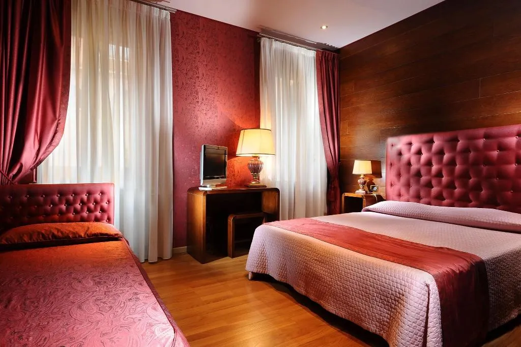 TRIPLE SUPERIOR Room, Abbazia, Venice