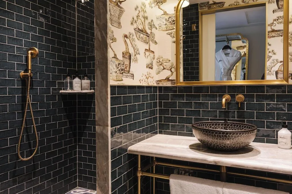Room, The Leinster, Dublin