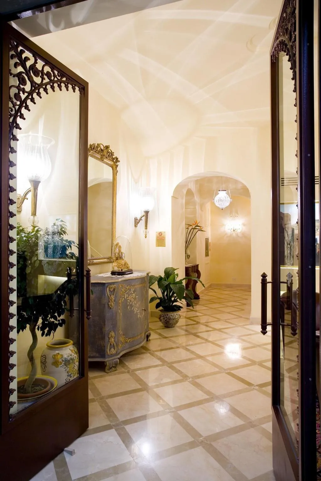 Lobby, Hotel Palazzo Guardati, Naples