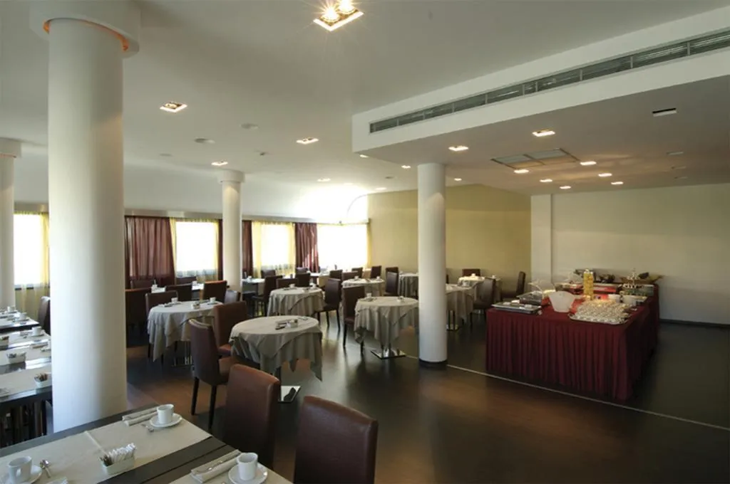 General view, Cosmopolitan Hotel, Florence