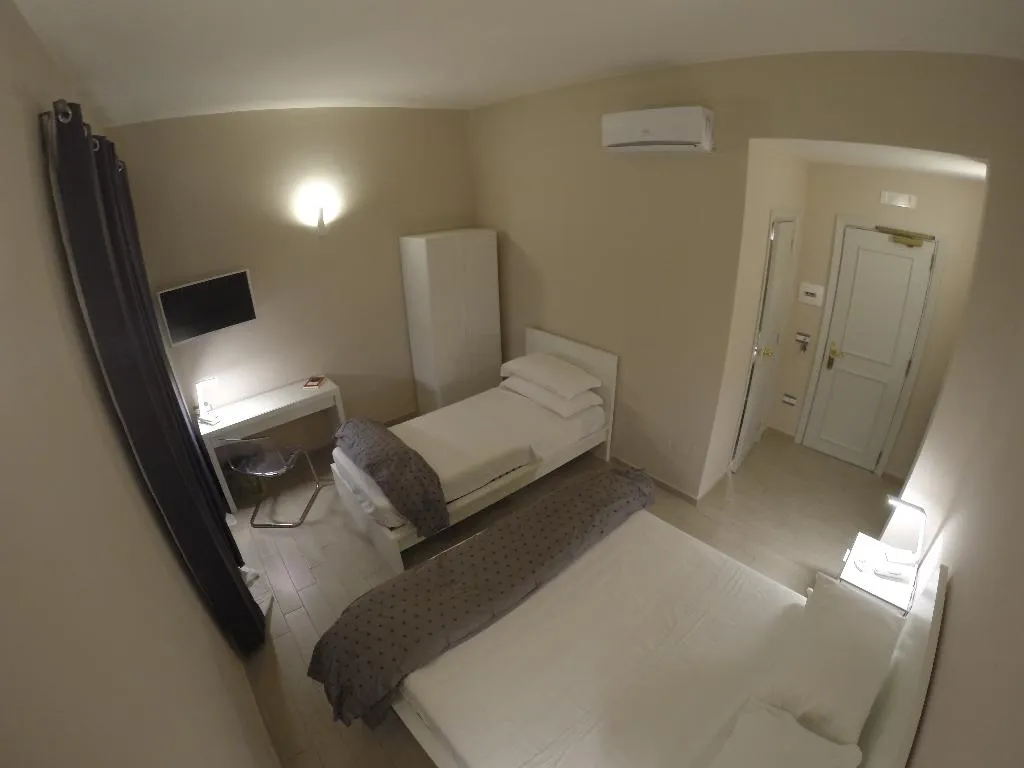TRIPLE DELUXE Room, Up Hotel, Naples