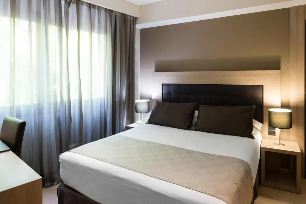 Room, Catalonia Atenas, Barcelona