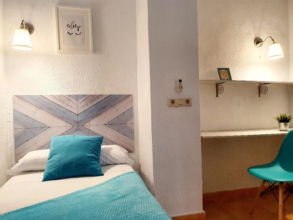 SINGLE ECONOMY Room, Hostal El Nogal, Costa Del Sol