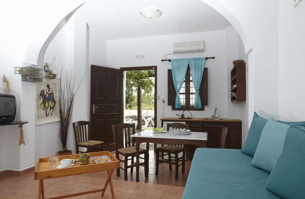 APARTMENT STANDARD Room, Anna Apartments, Santorini