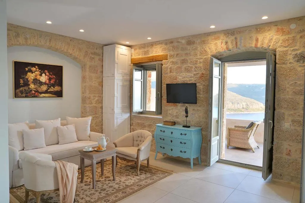 JUNIOR SUITE SEA VIEW Room, Akrolithi Boutique Hotel & Suites, Kalamata