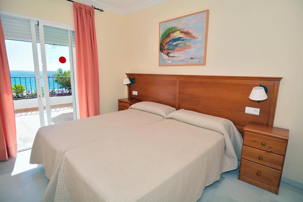APARTMENT SEA VIEW ONE BEDROOM Room, Apartamentos HC Burriana Playa, Costa Del Sol