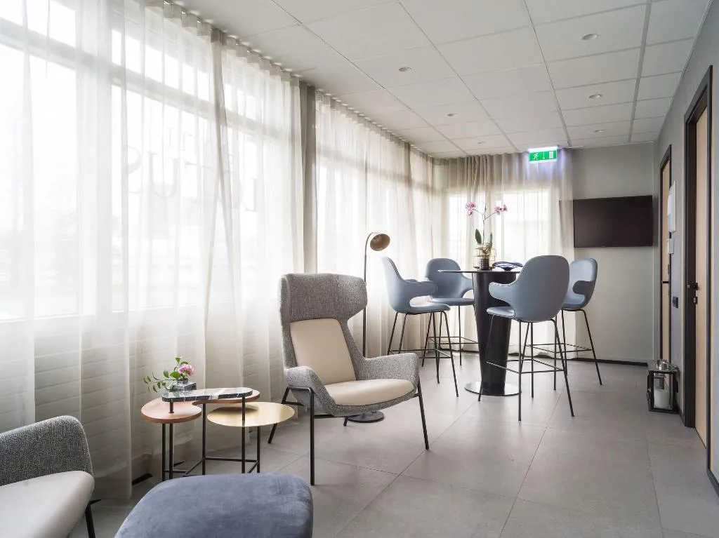 Bar, Hotel Lotus, Reykjavik