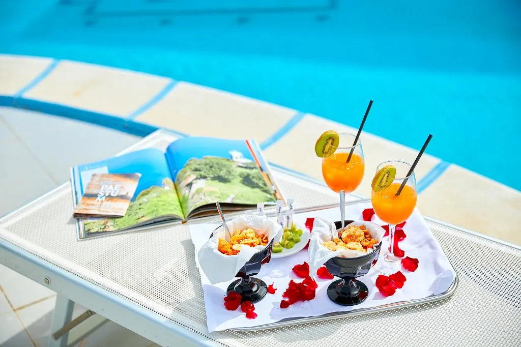 Pool, Clorinda, Naples