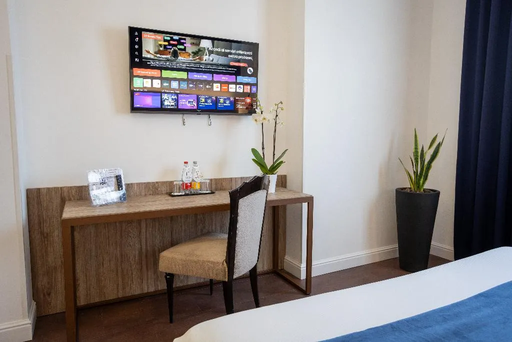 DOUBLE SINGLE USE STANDARD Room, Grand Hotel Tiberio, Rome