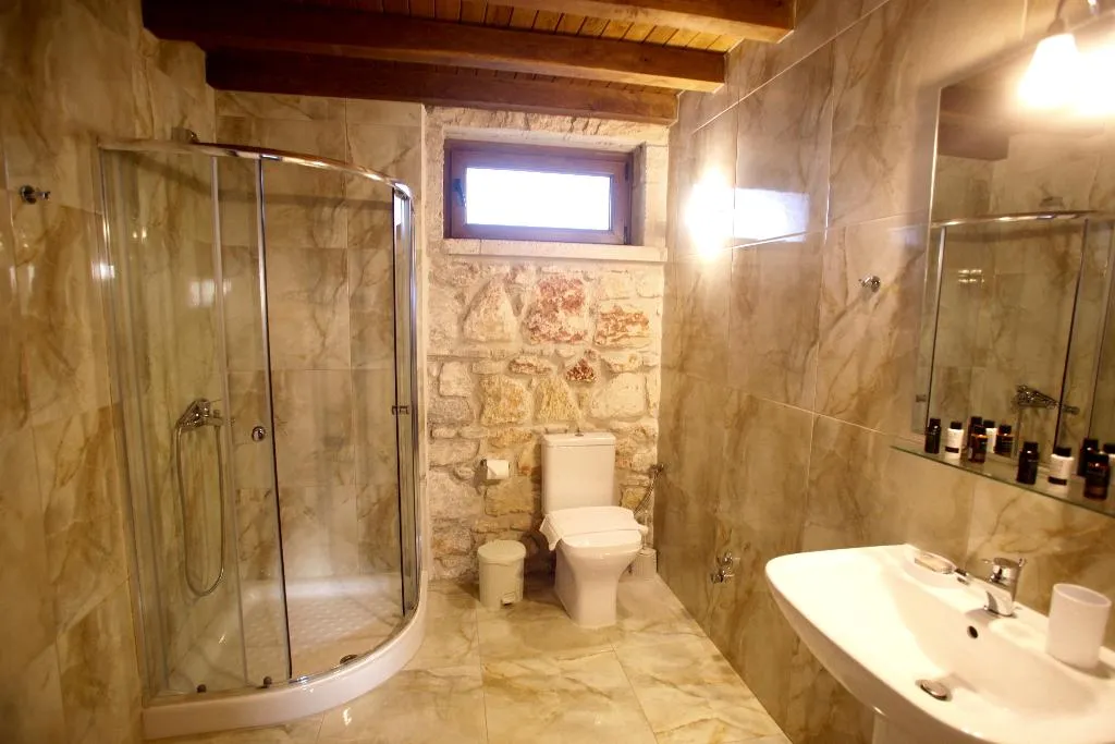 VILLA THREE BEDROOMS WITH PRIVATE POOL Room, Fruit Garden Villas, Halkidiki