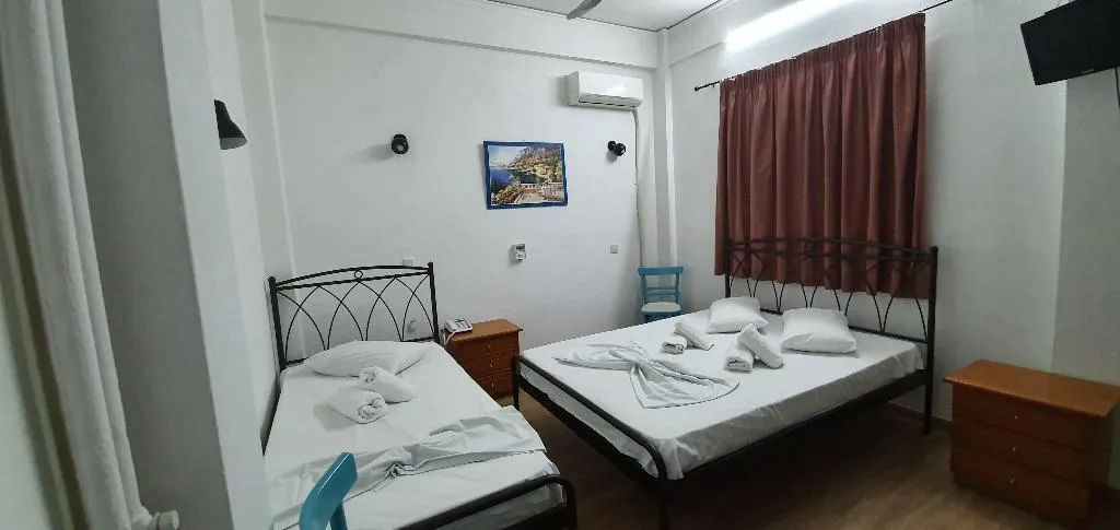 TRIPLE STANDARD Room, Sparta Team Hotel- Hostel, Athens