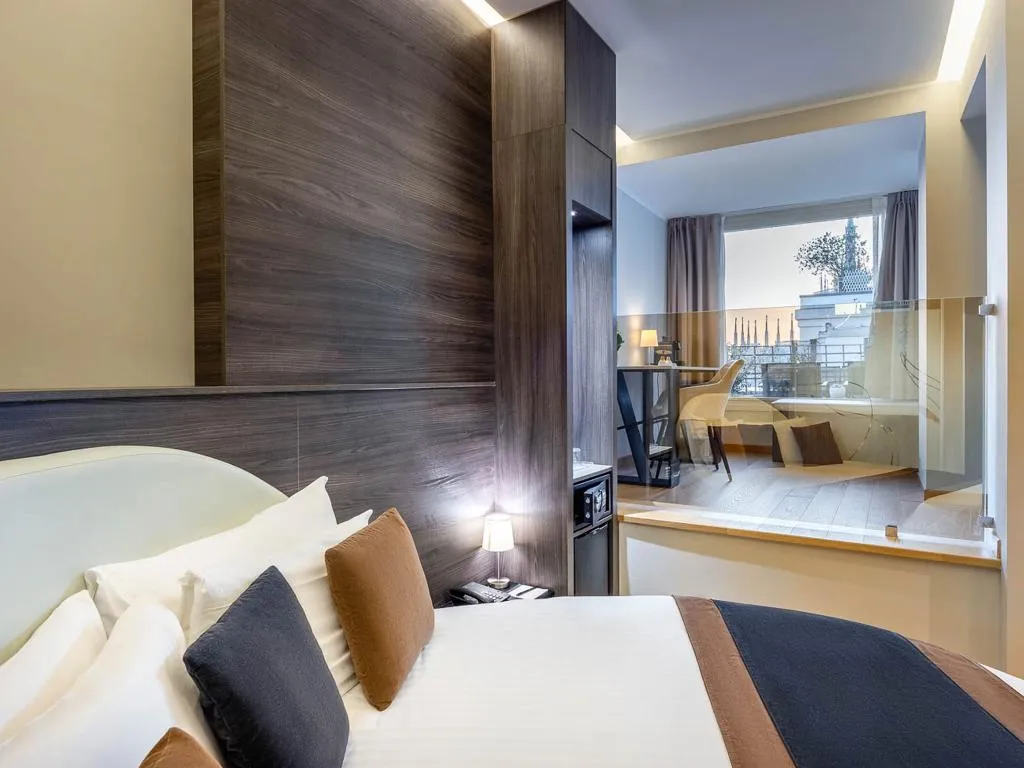 SUITE WITH VIEWS Room, iH Hotels Milano Ambasciatori, Milan