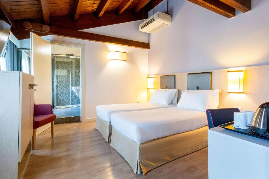 DOUBLE NON SMOKING Room, Best Western Titian Inn Hotel Treviso, Venice
