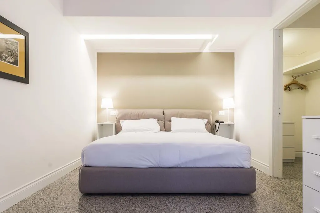 APARTMENT STANDARD Room, Apartamentos Lungomare, Naples
