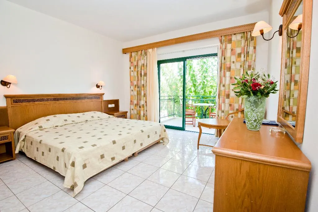 Room, Vantaris Corner, Crete