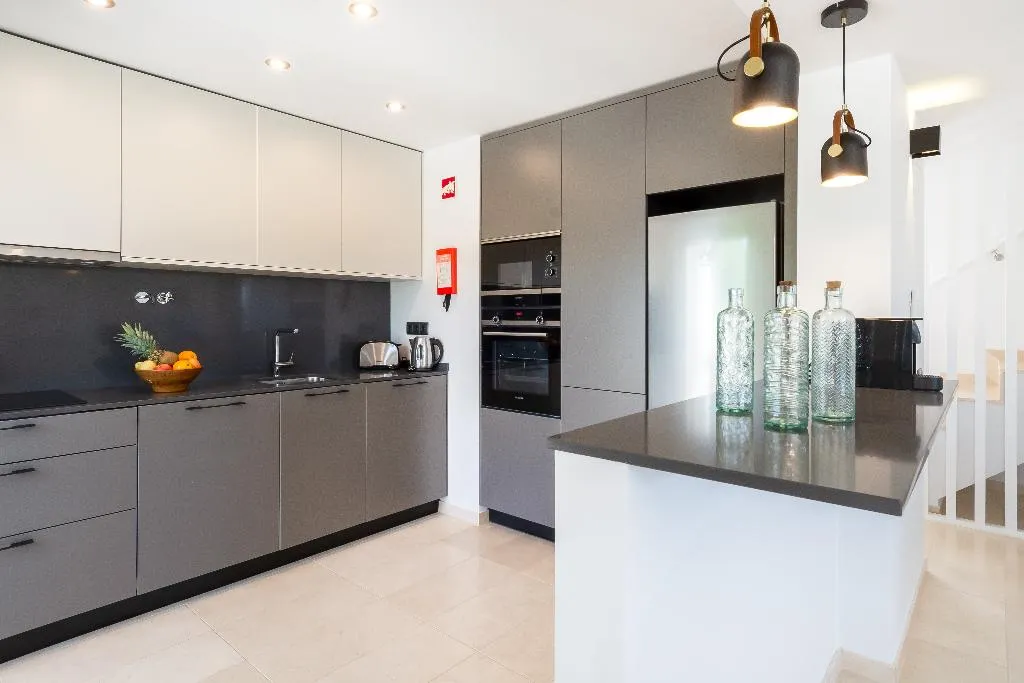 TOWNHOME THREE BEDROOMS Room, Carvoeiro Gardens, Algarve
