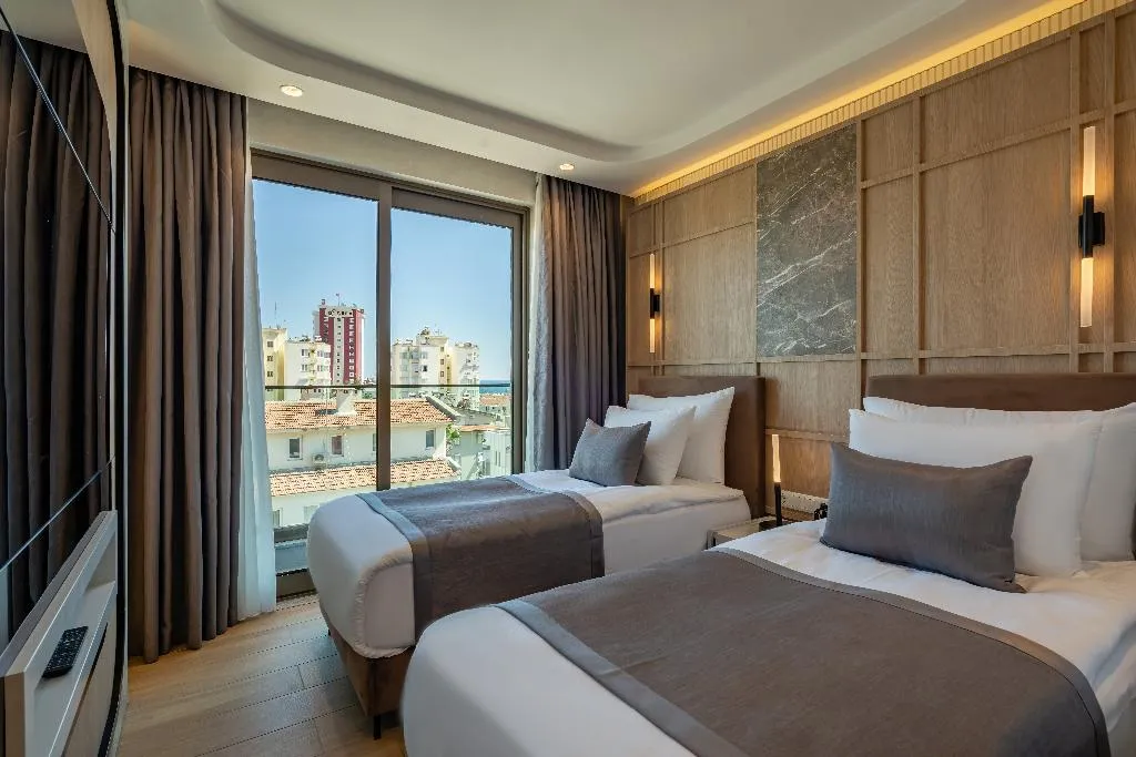 FAMILY ROOM Accessible Two Double beds Room, Awen Lara Hotel, Antalya