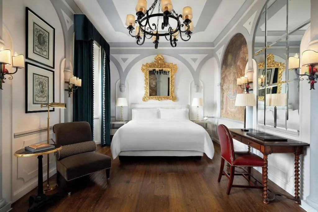 DOUBLE DELUXE KING BED Room, St Regis Florence, Florence