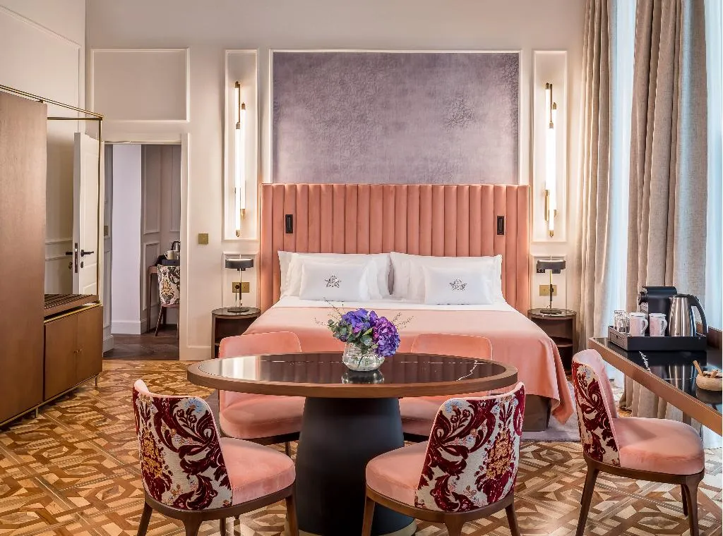 Room, Palacio Gran Via, A Royal Hideaway Hotel, Andalucia