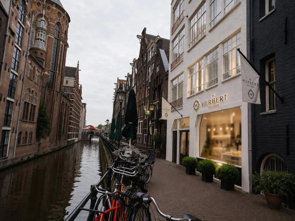 General view, De Herbert Amsterdam, Amsterdam