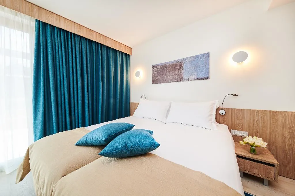 SUITE SUPERIOR PARK VIEW Room, Garden Suites Park Plava Laguna, Istria