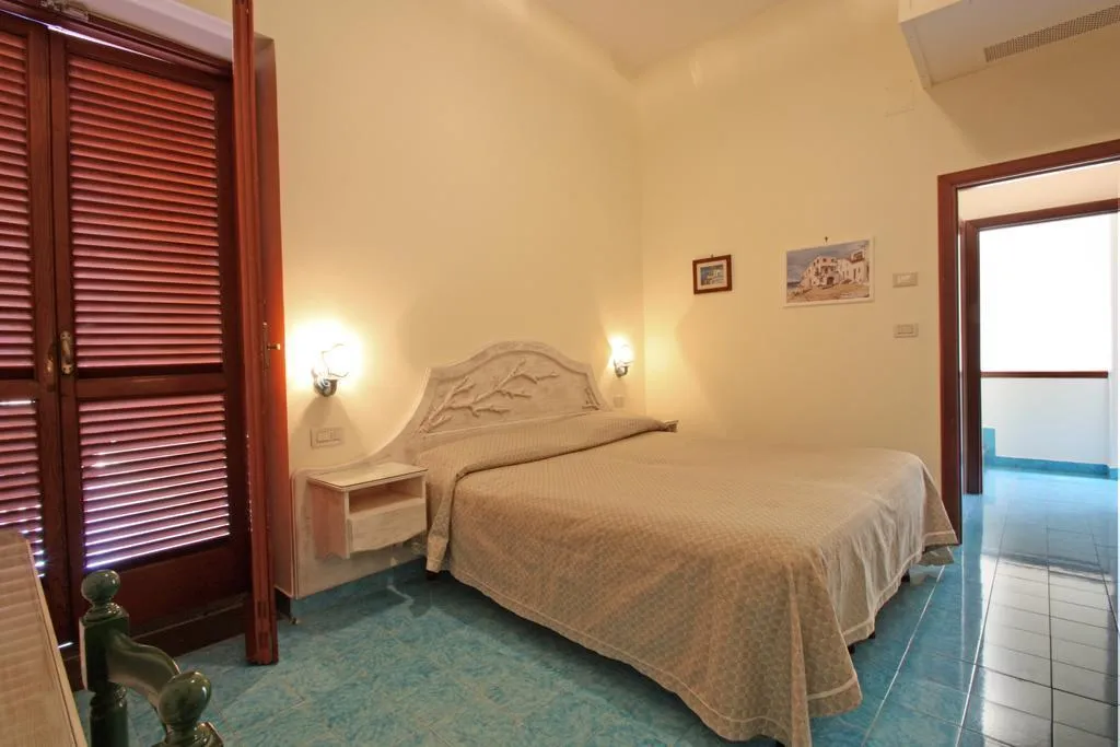 Room, La Certosa Hotel, Naples