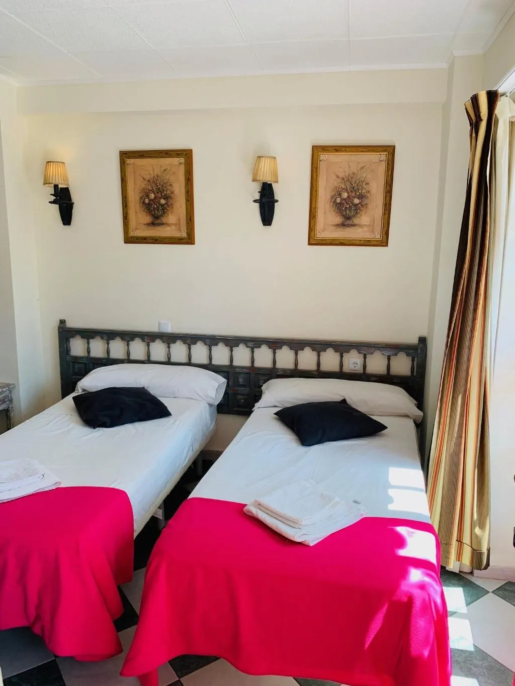 Room, Pension Aduar, Costa Del Sol