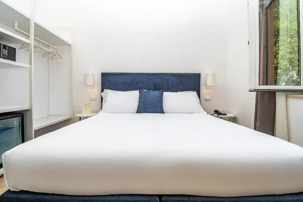SINGLE STANDARD Room, Hotel Isabella Sorrento, Naples
