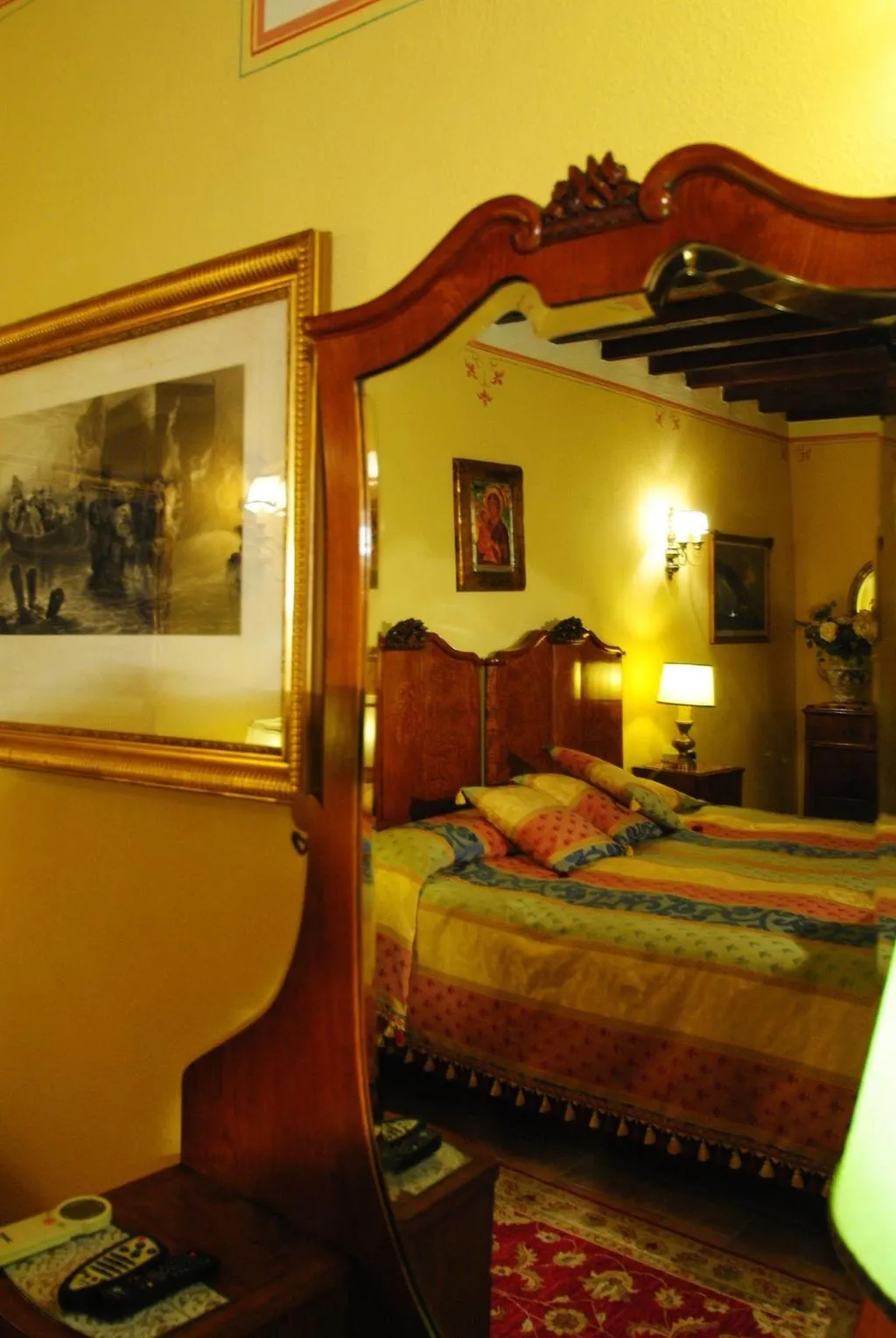 Room, Albergo Torre Sangiovanni, Perugia