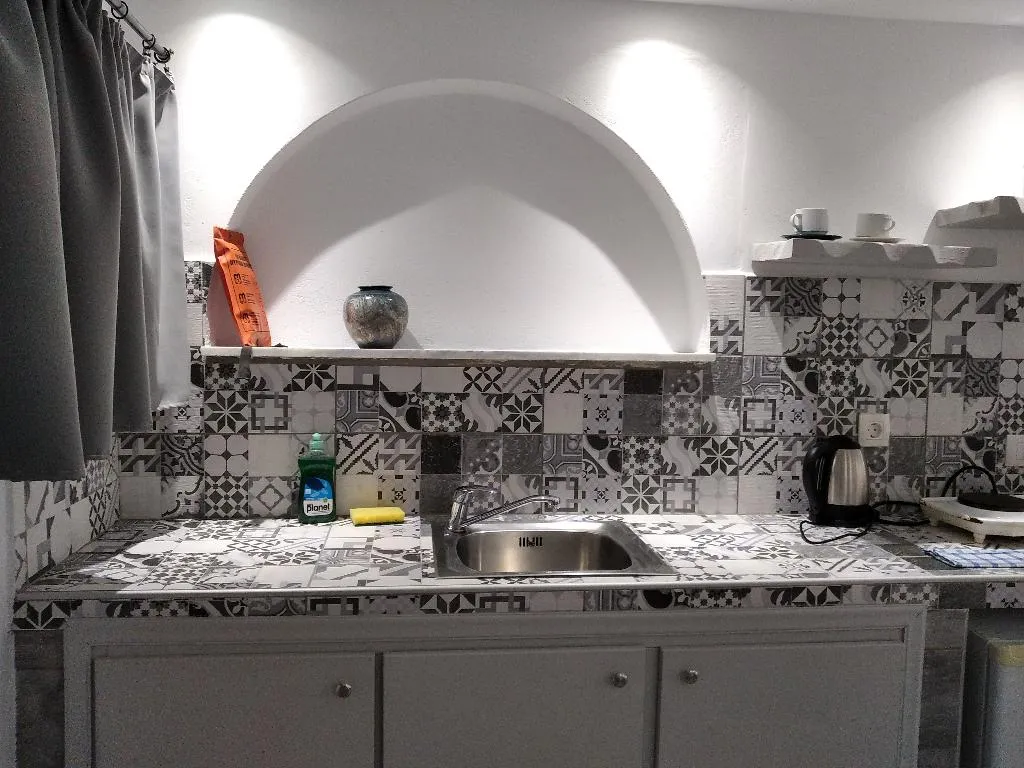 APARTMENT CAPACITY 4 Room, Lucia Villas, Santorini