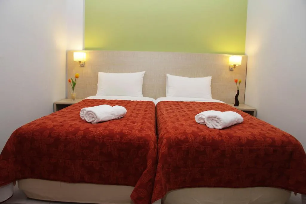 TRIPLE STANDARD Room, Golden Beach, Athens
