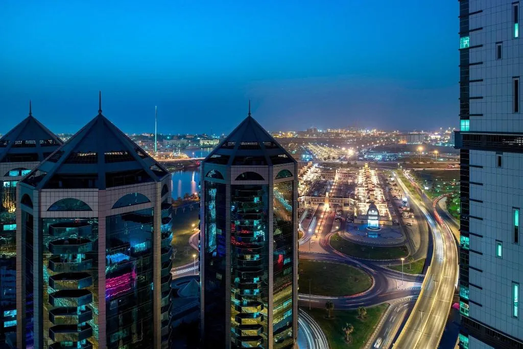 Room, Four Points by Sheraton Sharjah, Dubai