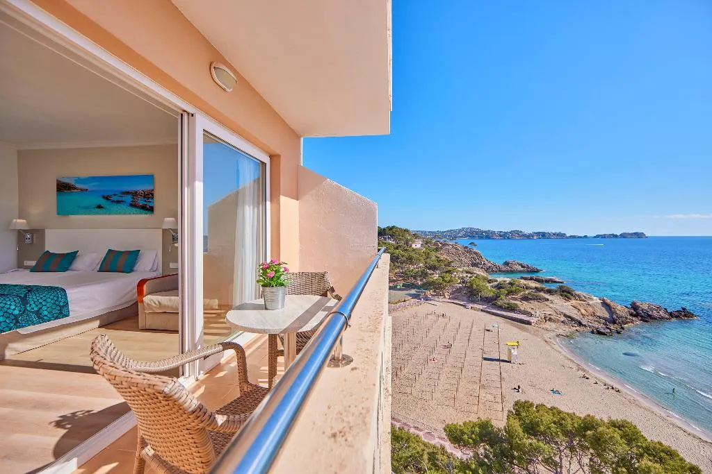 DOUBLE SUPERIOR SEA VIEW Room, Universal Hotel Lido Park & Spa, Majorca