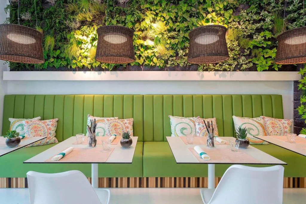 Restaurant, Pine Cliffs Resort, Algarve