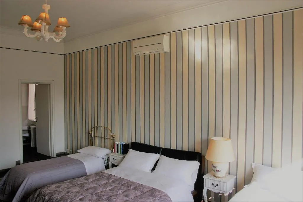 Room, B&B Bonne Nuit Rome, Naples