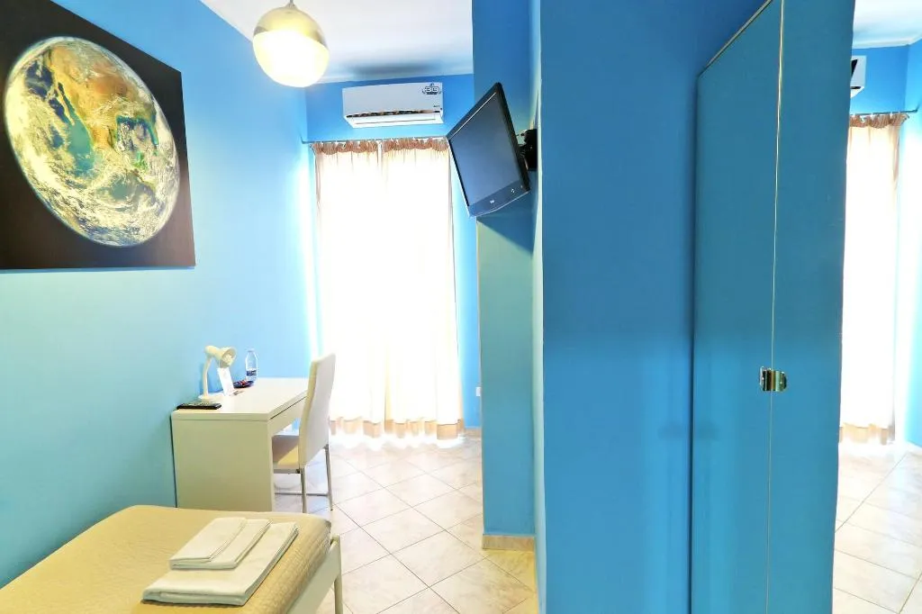 Room, B&B Kosmos, Catania
