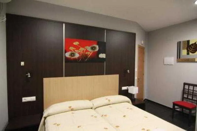 SINGLE STANDARD Room, Plaza, Seville