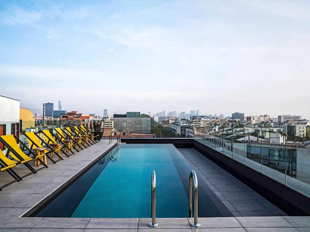 Pool, ibis Styles Barcelona City Bogatell, Barcelona