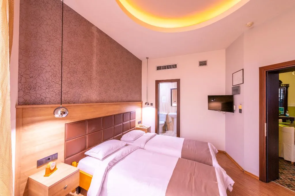 Double or Twin SUPERIOR Room, Metropolis, Thessaloniki