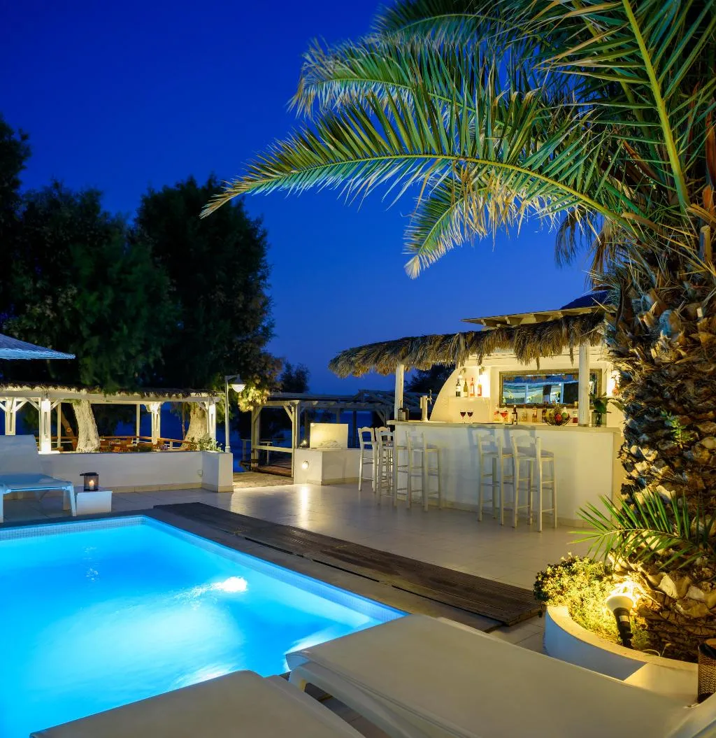 Pool, Alesahne Beach, Santorini