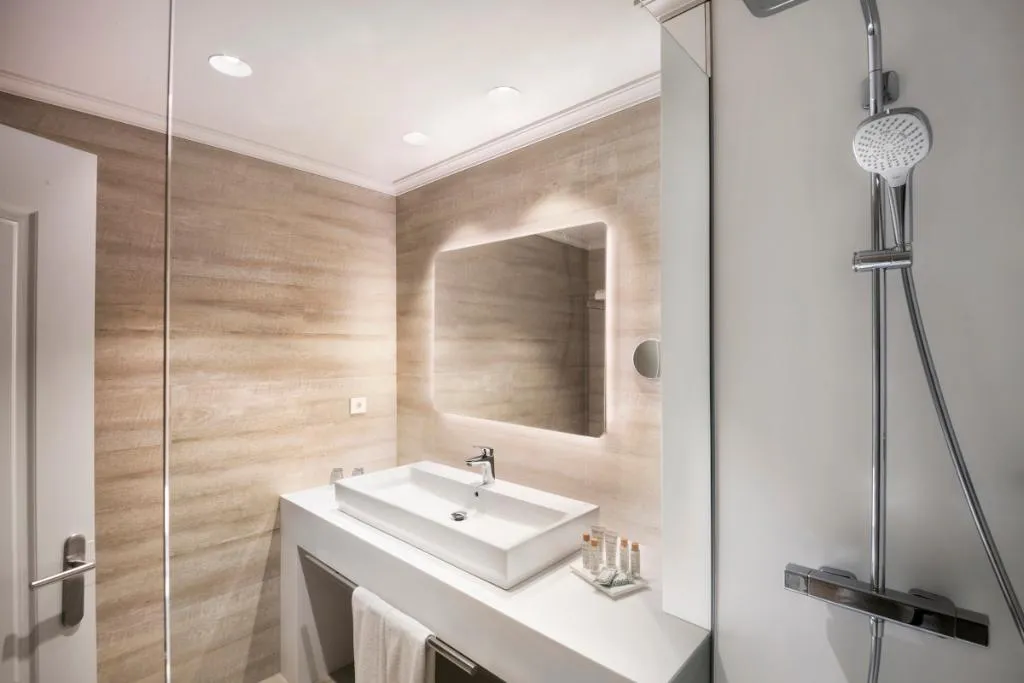 DOUBLE STANDARD Room, Salles Hotel Ciutat del Prat Barcelona Airport, Barcelona