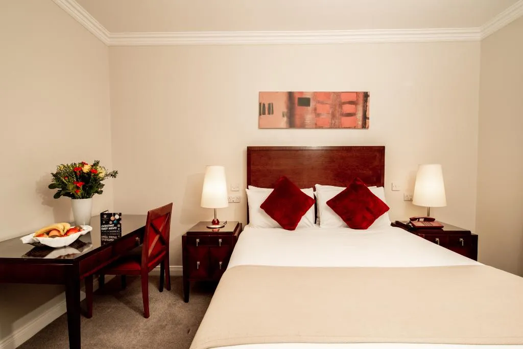 DOUBLE STANDARD Room, White Sands, Dublin