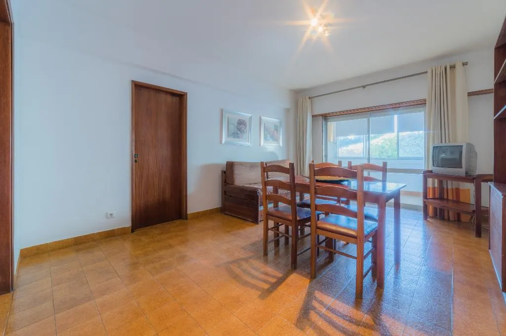 APARTMENT TWO BEDROOMS Room, Torres Mira Praia by Garvetur, Algarve