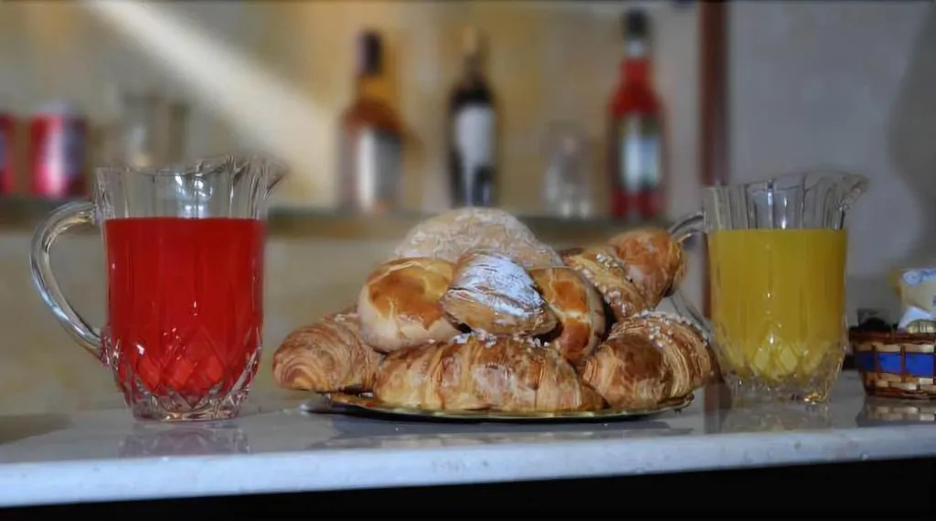 Restaurant, Bed And Breakfast Medea, Naples