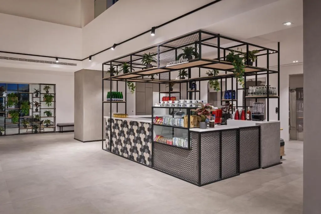 Bar, The Manor by JA, Dubai