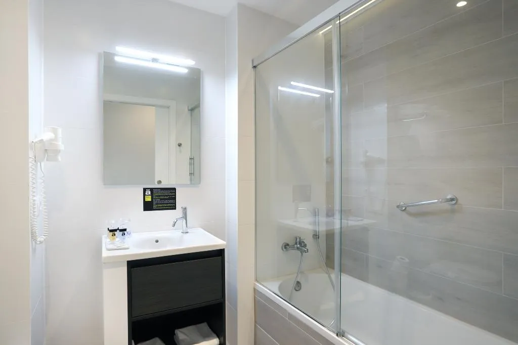 TRIPLE SUPERIOR Room, Alameda, Costa Blanca