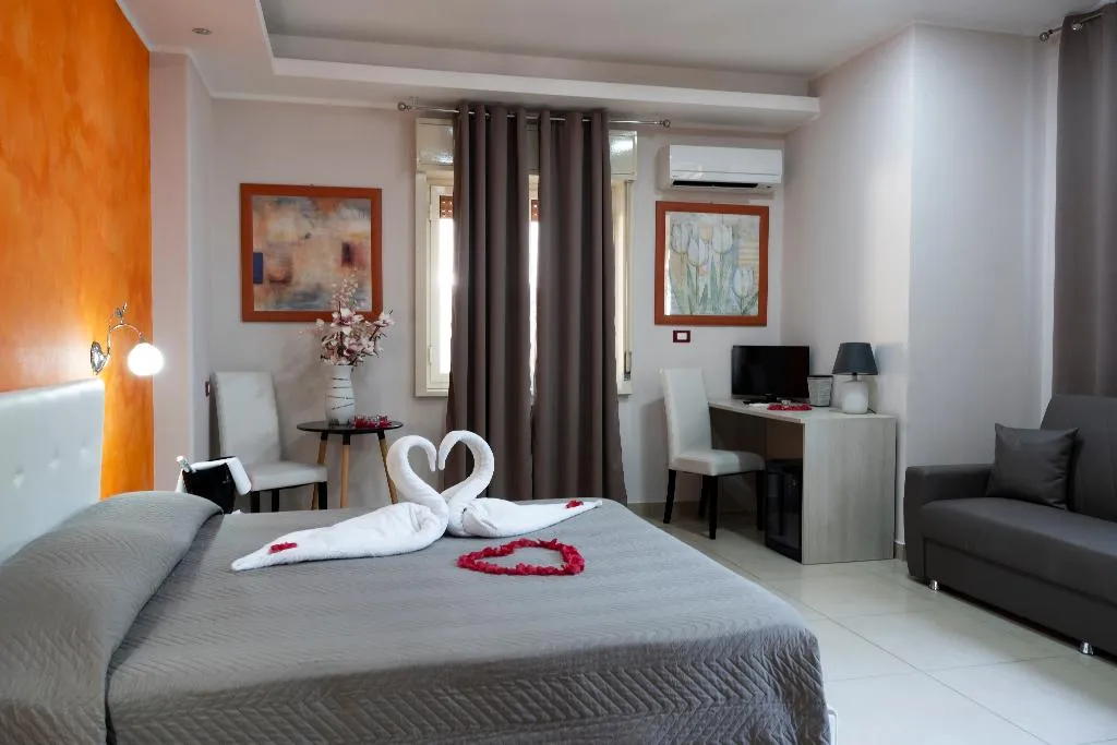 Double or Twin CLASSIC Room, Costa Del Sole, Catania