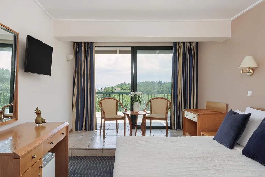 DOUBLE DELUXE SIDE SEA VIEW Room, Sun Beach Hotel Thessaloniki, Thessaloniki