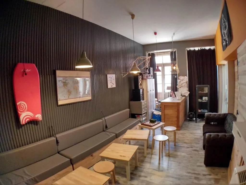 Lobby, Sardines And Friends, Porto