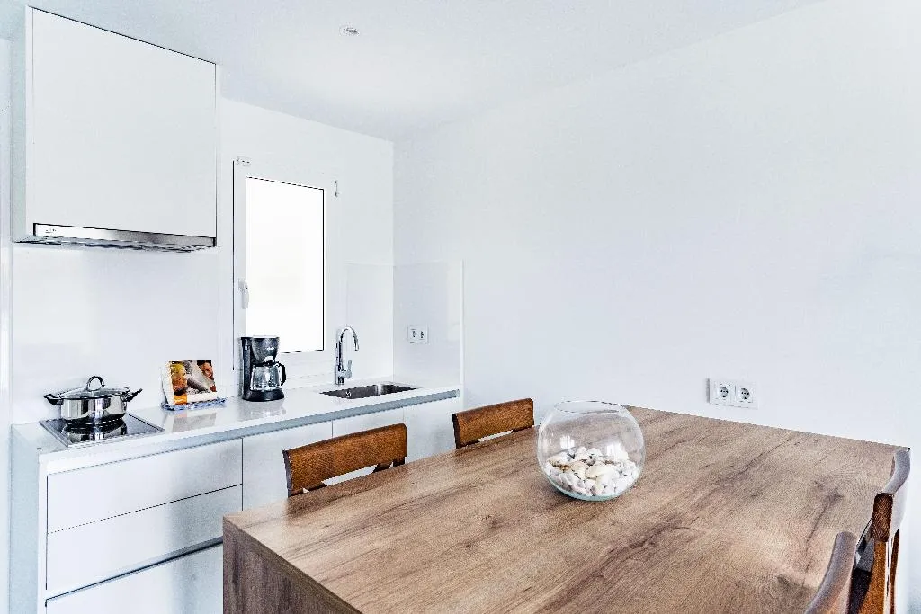 APARTMENT CAPACITY 2 Room, Sunway Apollo, Costa Brava